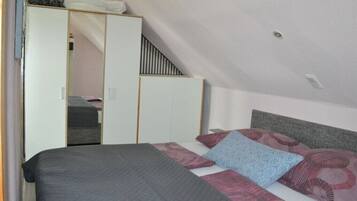Reisbedje, gratis wifi, beddengoed