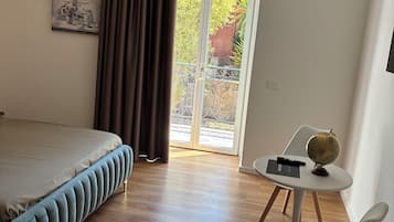 4 bedrooms, WiFi, bed sheets