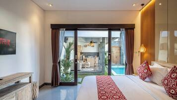 In-room safe, free WiFi