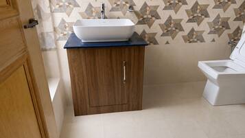 Quadruple Room, Balcony, Mountain View | Bathroom