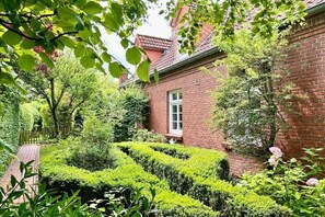 Property grounds - Romantic House Greetsiel (Greetsiel)