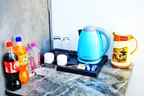 Deluxe Double Room | Coffee and/or coffee maker - Yuvan Palace  (Agra)