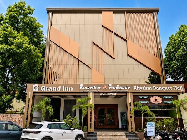 Property entrance - G Grand Inn (Thanjavur)