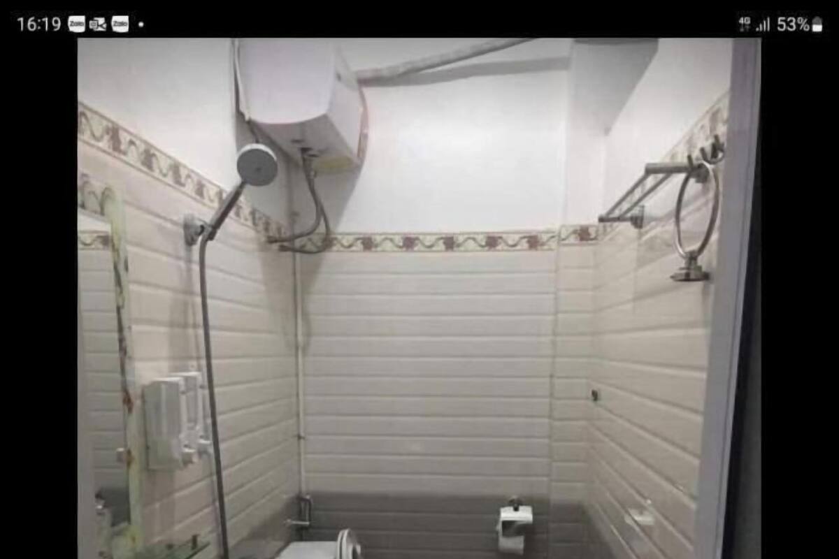 Basic Studio | Bathroom