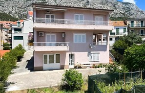 Exterior - Amazing apartment in Makarska with WiFi (Makarska)