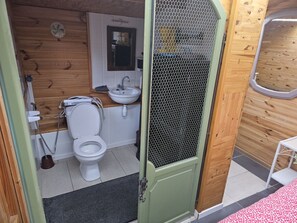 Bathroom - Vrbo Property (Roquefort-les-Pins)
