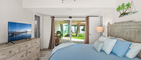 4 bedrooms, iron/ironing board, free WiFi, bed sheets