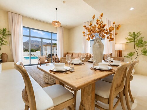 Escape to a Boho-Style 3BR Villa with Assistant's Room, Private Pool and Pergola
