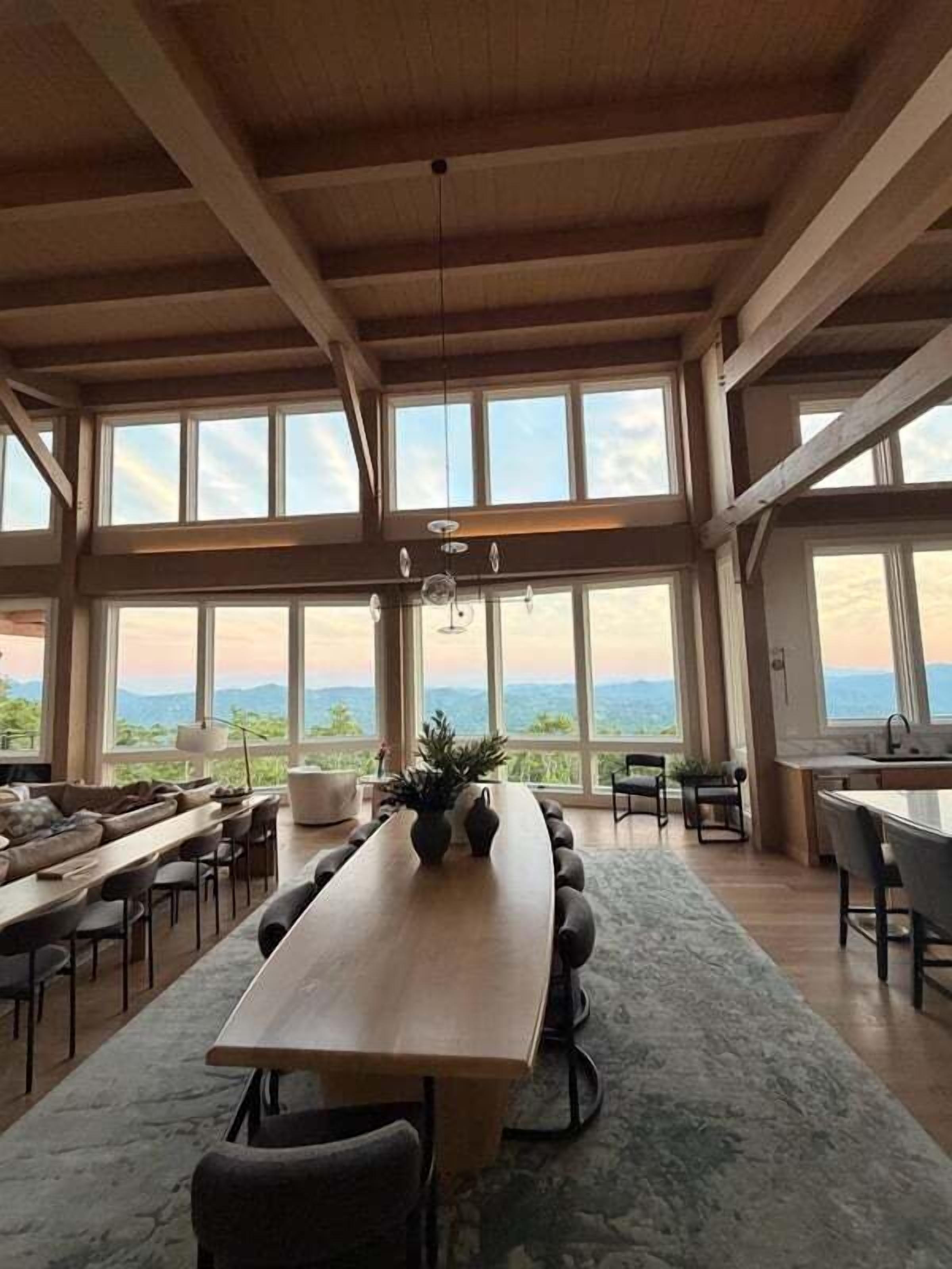 Take A Deep Breath At Eagles Nest - Sleeps 26, Sauna, Views, Hot Tub, Games - Beech Mountain, NC