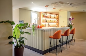 Bar (on property) - CP Hotels-Central (Milan)