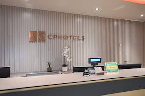 Lobby - CP Hotels-Central (Milan)