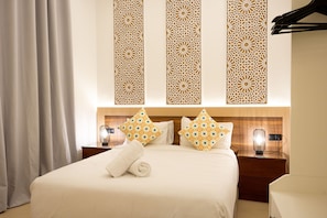 Iron/ironing board, free WiFi, bed sheets - Casa Verdi with Terrace, 1 Bedroom, Living Room (Tanger)