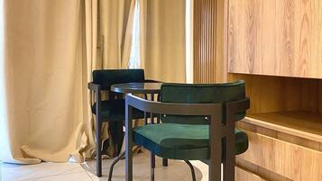 Desk, laptop workspace, iron/ironing board, free WiFi