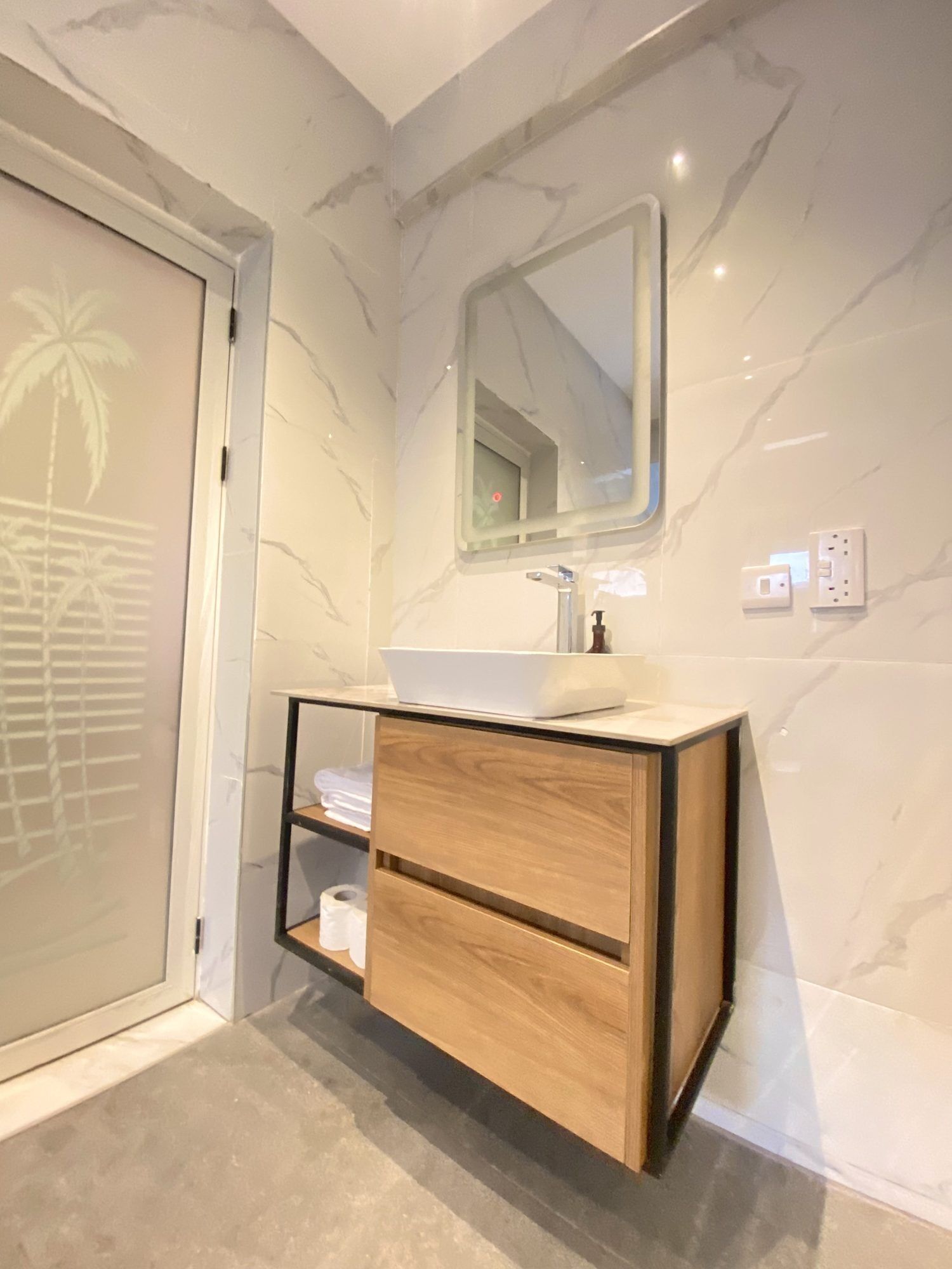 Royal Double Room, Balcony | Bathroom