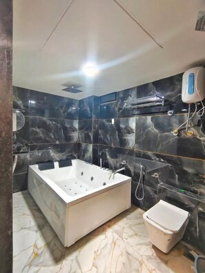 Shower, free toiletries, towels, soap