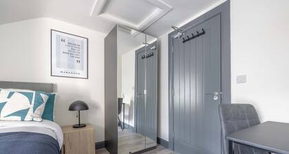Private Double Rooms with Ensuite In Derry City Centre