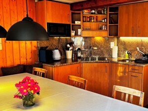 Dining - HasliRent, Lindeli, (Hasliberg Reuti), by Interhome (Hasliberg)