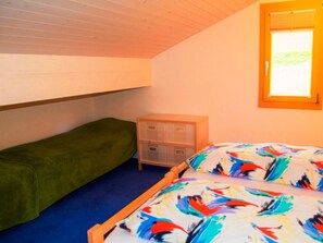 Bedroom - HasliRent, Wieseli, (Hasliberg Wasserwendi), by Interhome (Hasliberg)