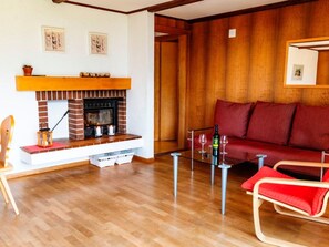 Living Room - HasliRent, an dr Egg, (Hasliberg Reuti), by Interhome (Hasliberg)