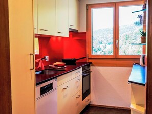Fridge, microwave, oven, dishwasher - HasliRent, an dr Egg, (Hasliberg Reuti), by Interhome (Hasliberg)