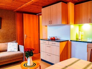 Kitchen / Dining Room - HasliRent, Mike, (Hasliberg Reuti), by Interhome (Hasliberg)