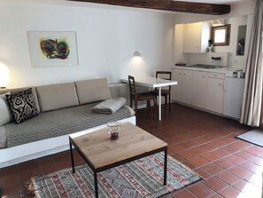 TV, fireplace - Casa Pintga, (Flims Dorf), 1819 by Interhome (Flims)