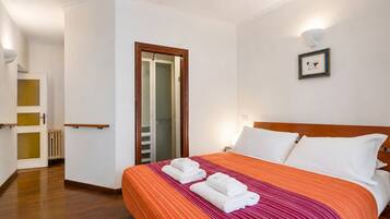 3 bedrooms, iron/ironing board