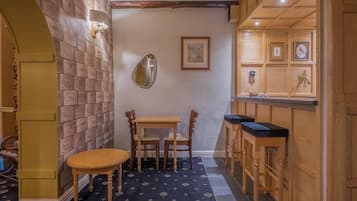 Comfort huis, uitzicht op binnenplaats | Dineren