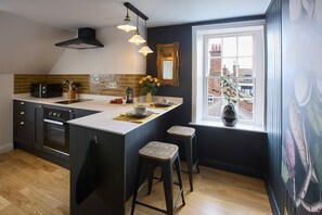 House - Host Stay The Chimneys Whitby (Whitby)