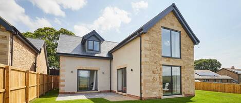4 bedrooms