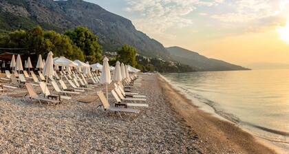 Hotel Barbati - Studio With Sea & Mountain Views