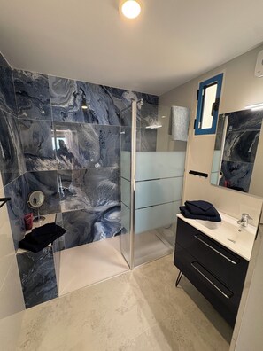 Bathroom - Vrbo Property (Peñíscola)