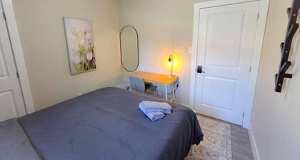 Sandy Hill Downtown Guesthouse