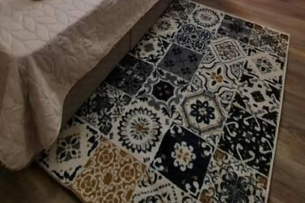 Caja de seguridad en la habitación y cortinas blackout
