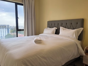 Iron/ironing board, WiFi, bed sheets - Lovely 1-bedroom apartment in peaceful Nairobi with fitness room (Nairobi)
