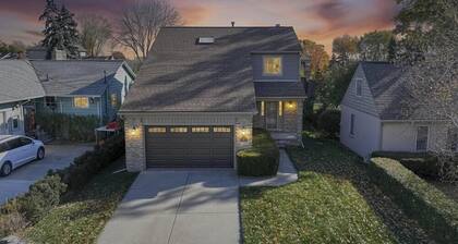 Modern Canal Home w/ Boat Access to Lake St. Clair & Parks