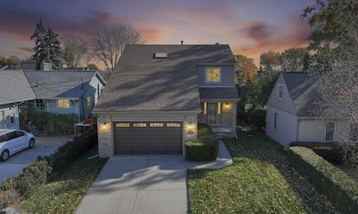 Modern Canal Home w/ Boat Access to Lake St. Clair & Parks