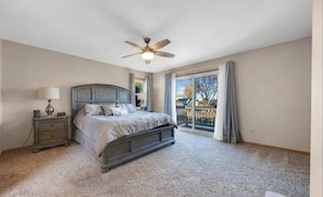 3 bedrooms, iron/ironing board, WiFi (free), bed sheets