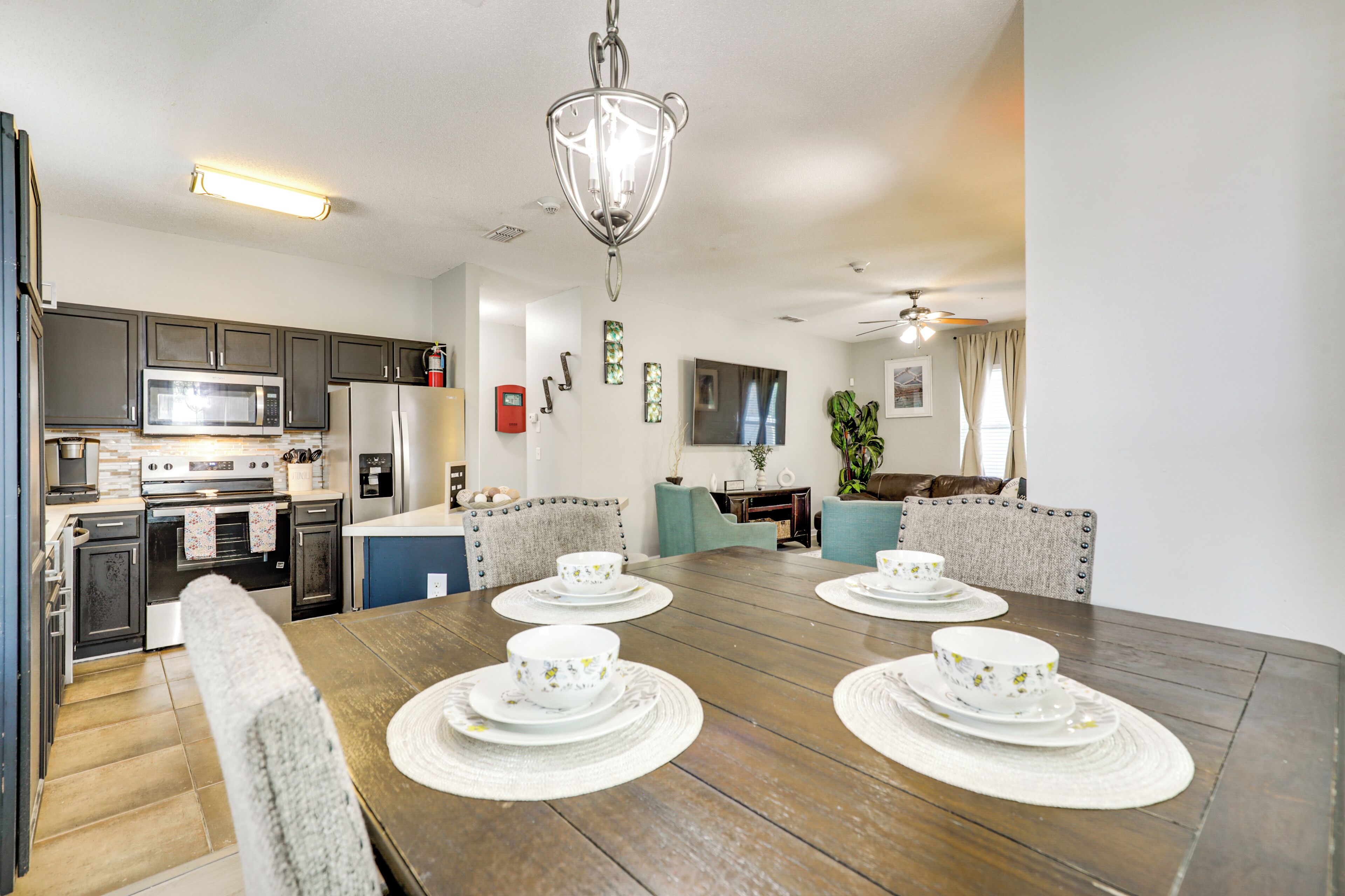 House (3 Bedrooms) | Interior