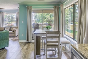 Interior - Poolside Days, Ocean Strolls! Myrtle Beach Retreat (Myrtle Beach)