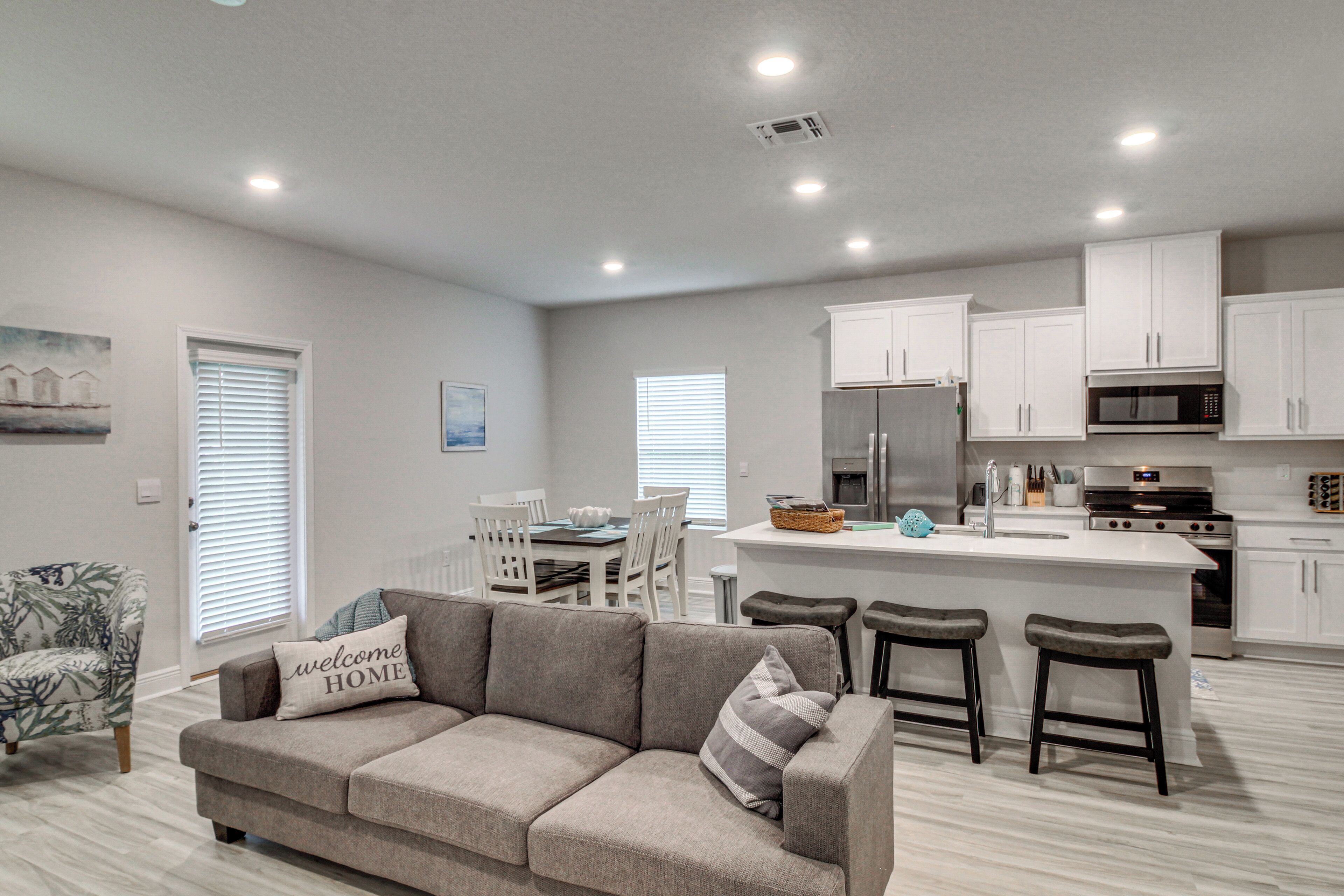 Apartment (4 Bedrooms) | Front of property