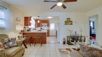 Casa (2 Bedrooms) | Interior