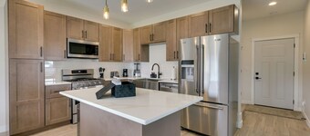 Professional Base in Williston! New-build Townhome