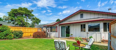 House (2 Bedrooms) | Front of property