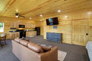 House (0 Bedroom) | Interior - Claytor Lake Studio w/ Dock Access & Hiking Nearby (Draper)