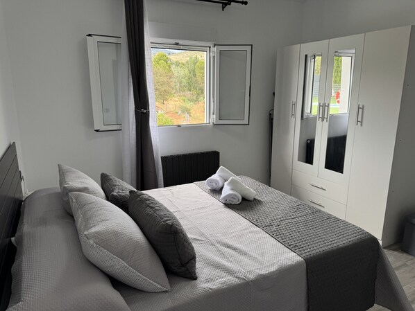 3 bedrooms, free WiFi, bed sheets - Luxury villa with privacy in the heart of Cazorla (Pozo Alcón)