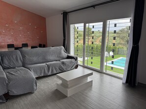 TV - Chic rustic villa in Sierra de Cazorla (Pozo Alcón)