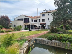 Exterior - Comfortable house, nature and heritage - 6 guests (SAINT ROMAIN LE PUY)