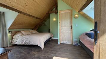 5 bedrooms, free WiFi