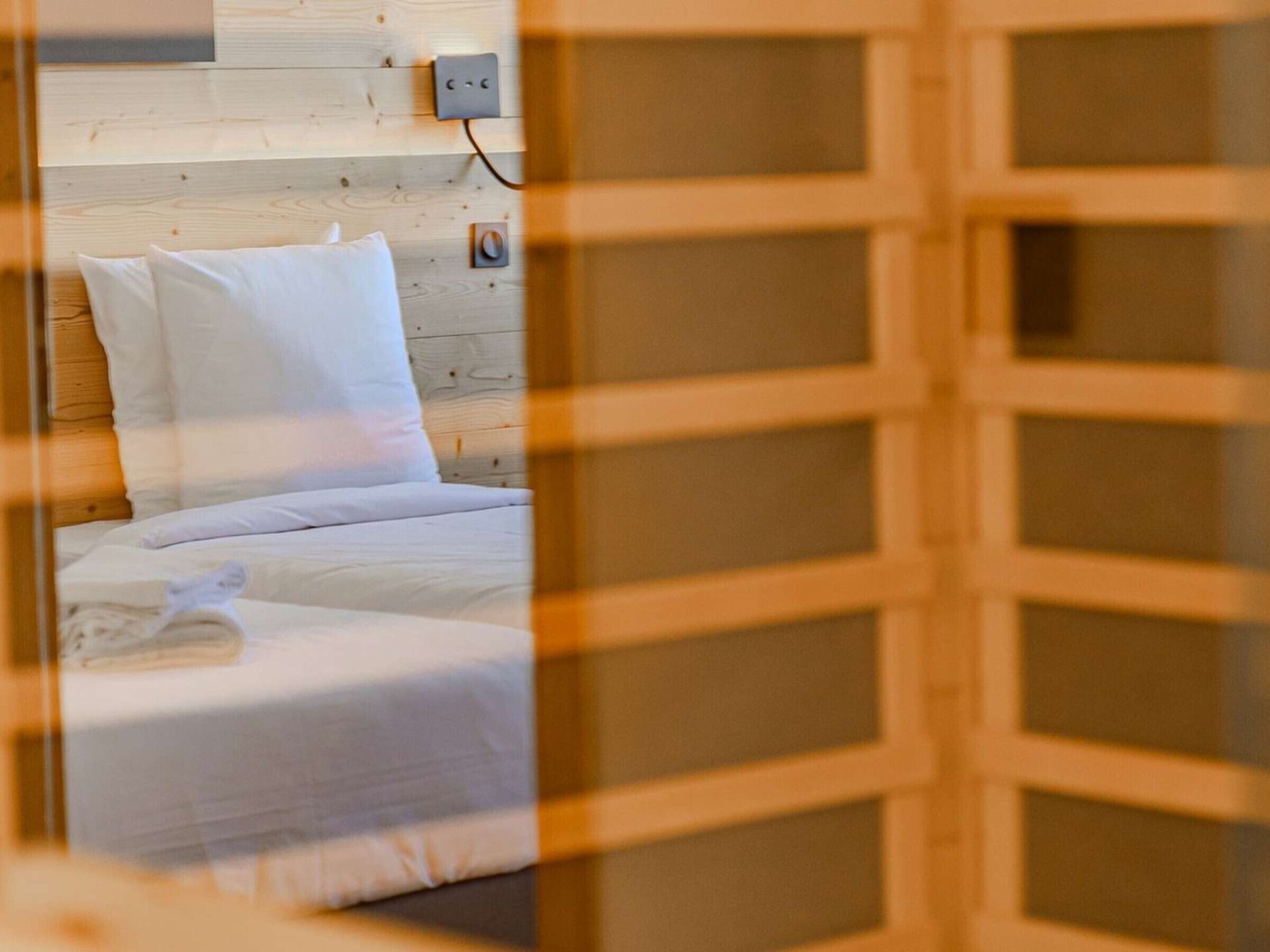 3 bedrooms, WiFi (free)
